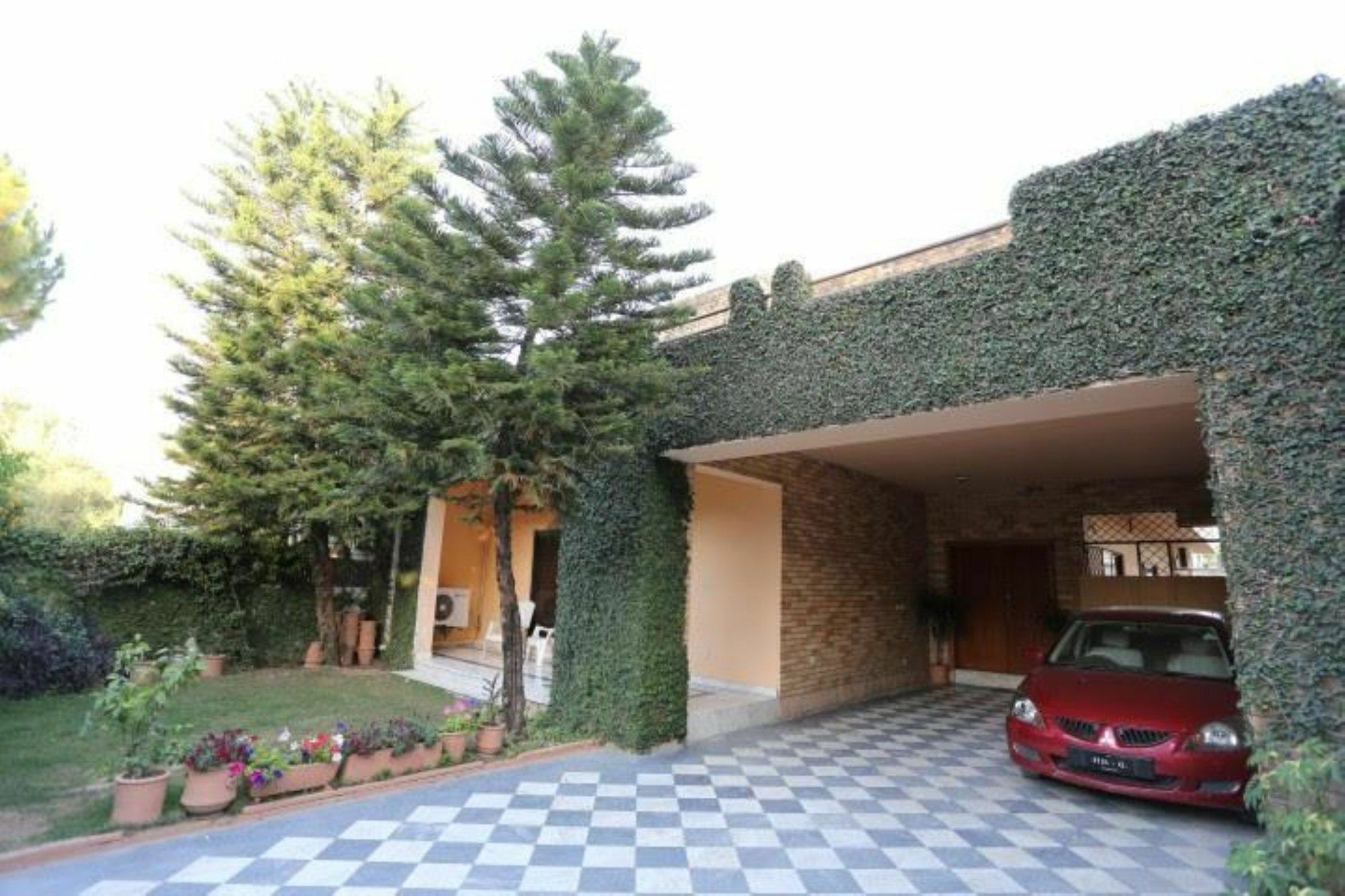 Delano Guest House イスラマバード エクステリア 写真