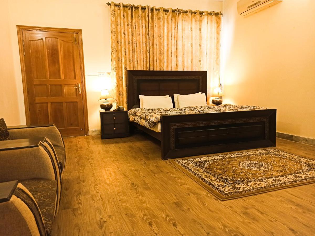 Delano Guest House イスラマバード エクステリア 写真